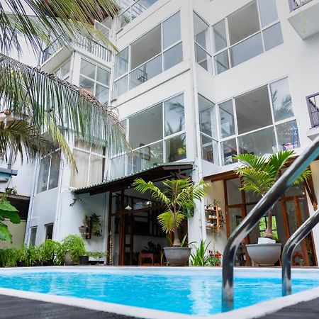 Sea Cloud Hotel Unawatuna Buitenkant foto