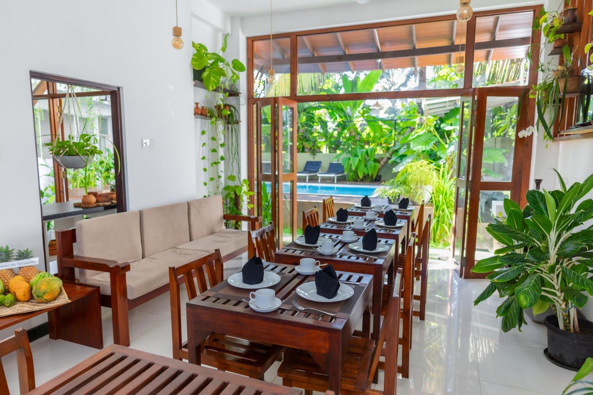 Sea Cloud Hotel Unawatuna Buitenkant foto